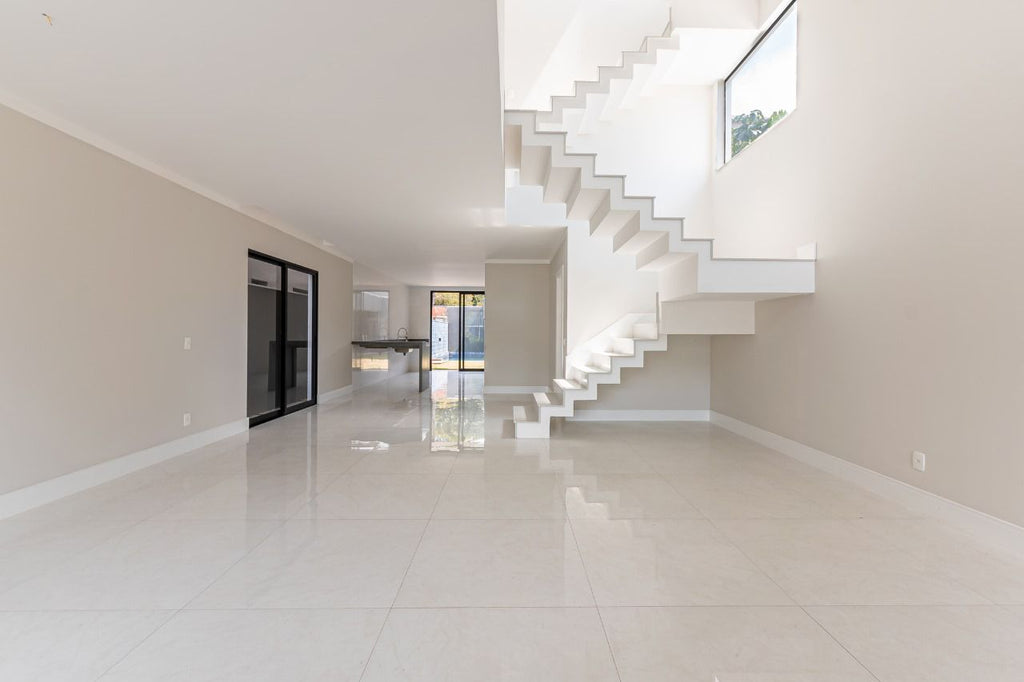 RIOMAR 10, Barra da Tijuca, Casa Semi Pronta