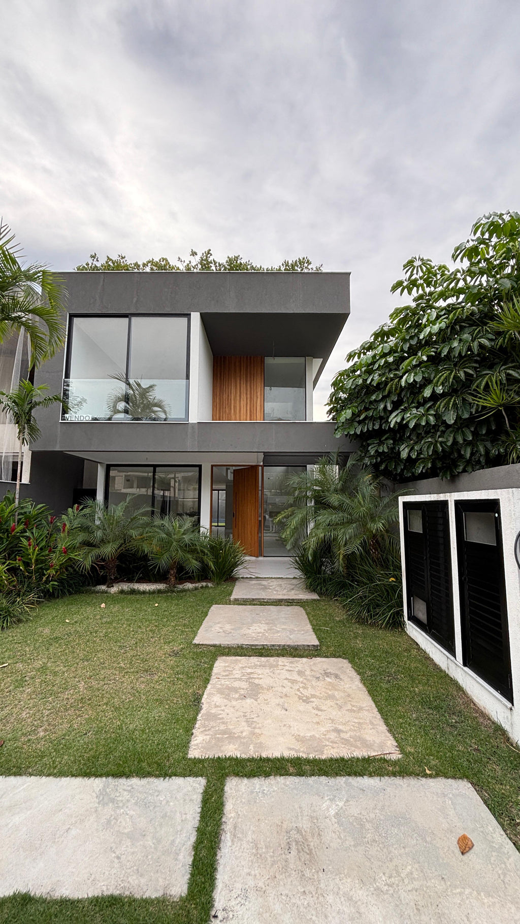 RIOMAR 10, Barra da Tijuca, Casa Semi Pronta