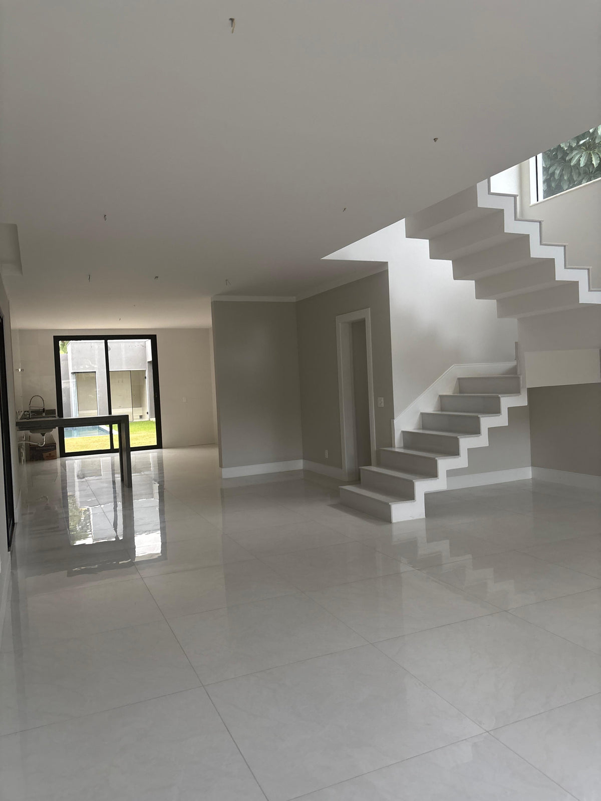 RIOMAR 10, Barra da Tijuca, Casa Semi Pronta