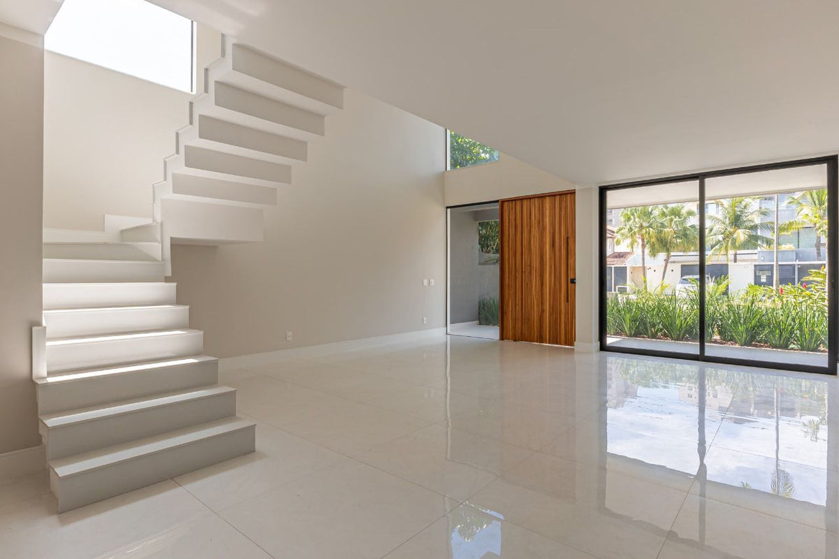 RIOMAR 10, Barra da Tijuca, Casa Pronta