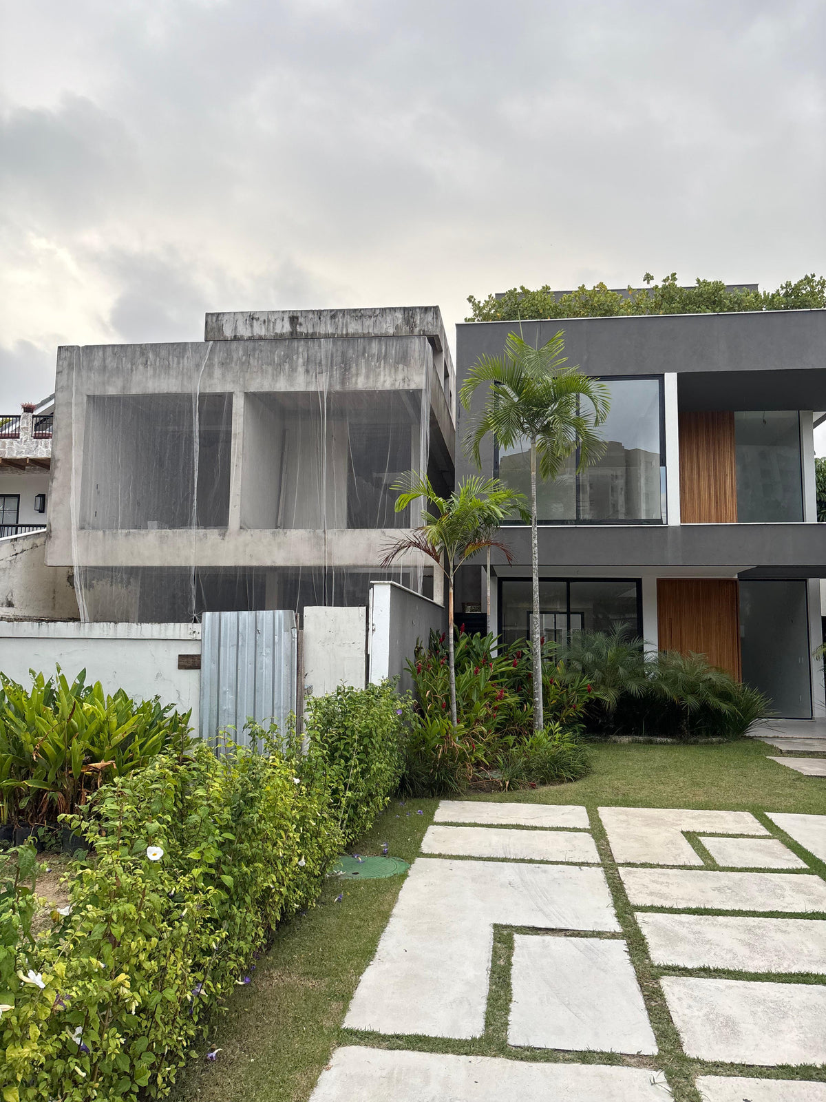 RIOMAR 10, Barra da Tijuca, Casa Semi Pronta