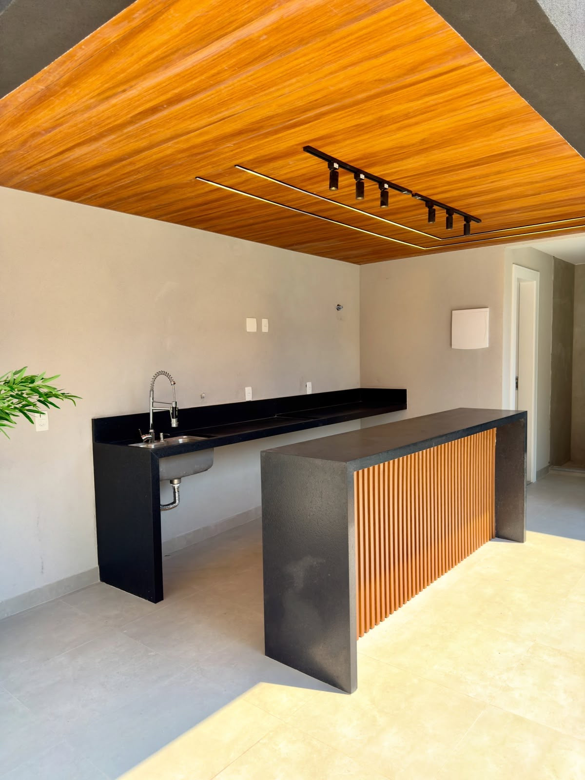 RIOMAR 5, Barra da Tijuca, Casa Pronta